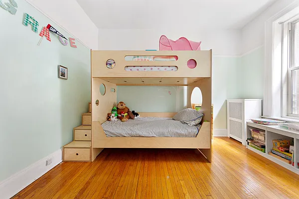Sold by Compass | media 3