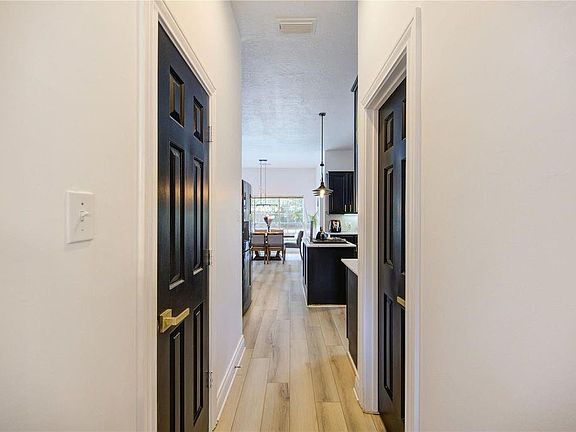 5th image of 16250 Morningbrook Dr