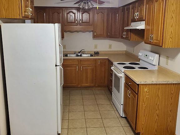 3rd image of 1510 Chicago Ave APT 10