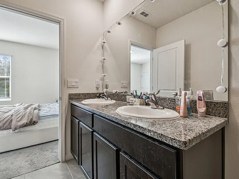 11070 Crescent Deer Dr — Photo 33