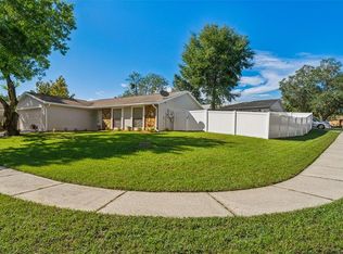 1330 Rustling Oaks Dr, Brandon, FL 33510