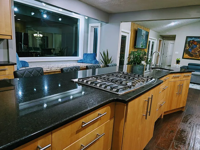 Colony Dr — Photo 56