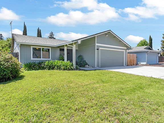 2nd image of 2964 Summerfield Dr