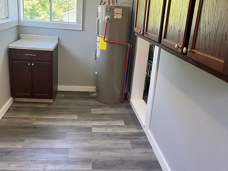 801 Gayler St — Photo 14