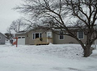 404 Kelley Ct, Springville, IA 52336