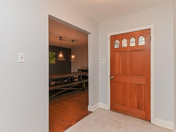 5th image of 6607 Grovewood Ln