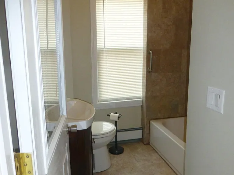 472 Prairie Ave #1 — Photo 4