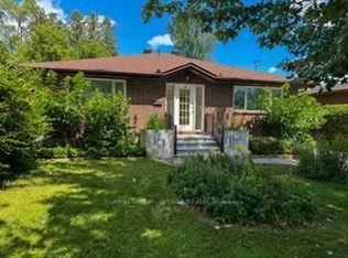 767 Claude St, Ottawa, ON K1K 2S1