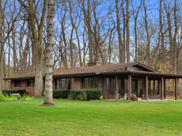 940 Green Bay ROAD, Kenosha, WI 53144