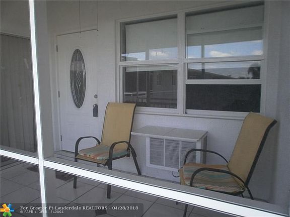 2nd image of 2100 NE 38th St APT 221