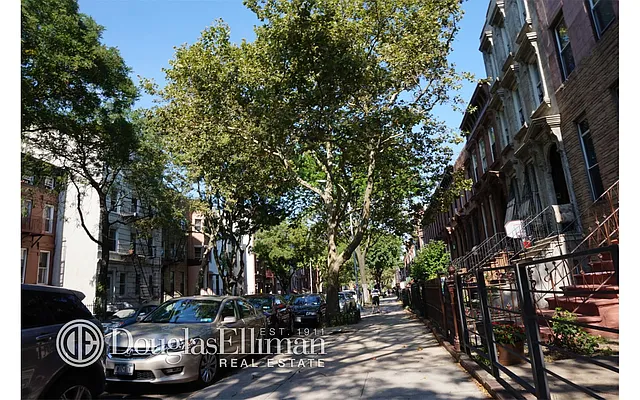 Rented by Douglas Elliman | media 25