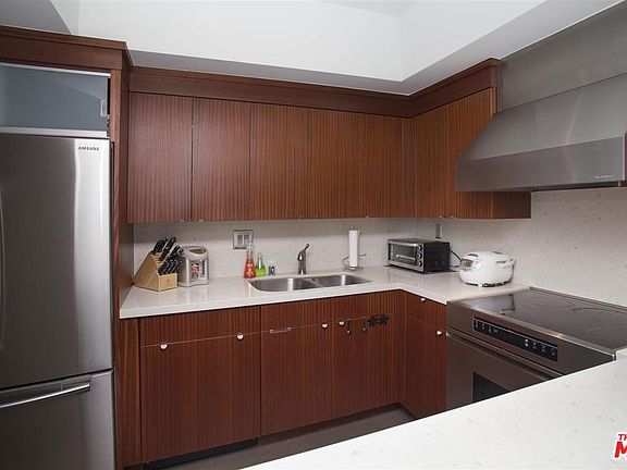 5th image of 900 Euclid St APT 110