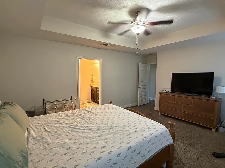2046 Alhambra St — Photo 16