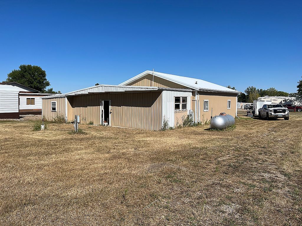 30 3rd Ln NW, Pick City, ND 58545 Zillow