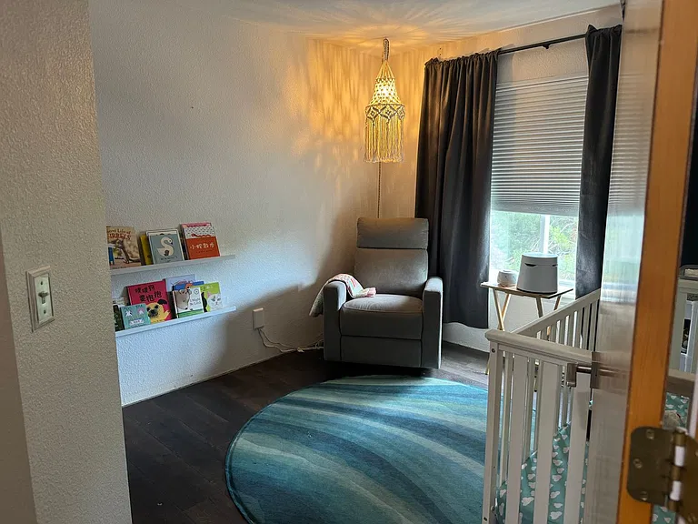 1312 Lambert Cir — Photo 10