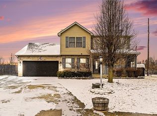 220 Auburn Meadows Ct, Carlisle, OH 45005