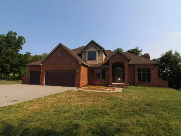 1910 16th St, Auburn, NE 68305