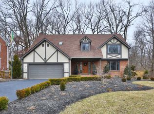852 Highview Dr, Columbus, OH 43235