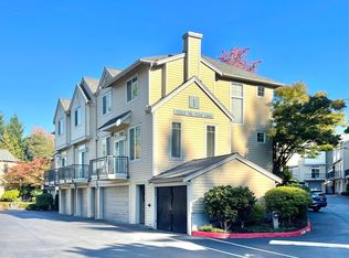 12320 NE 92nd Ln APT 301, Kirkland, WA 98033
