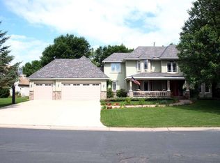 9224 Cornell Rd, Woodbury, MN 55125