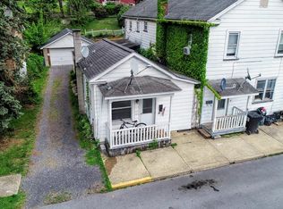 1307 Oneida St, Huntingdon, PA 16652