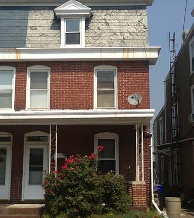 2nd image of 820 Washington Ave