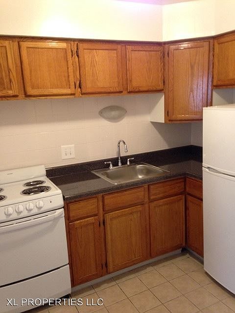 1st image of 1024 W Catalpa Ave APT 310