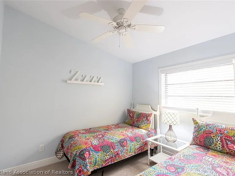 102 Squirrel Point — Photo 38