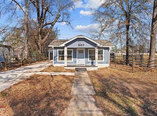 807 Riverside Dr, Kilgore, TX 75662