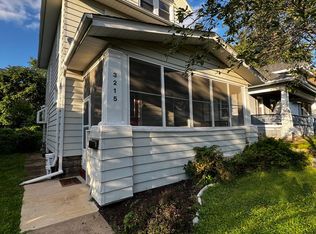 3215 8th Ave, Rock Island, IL