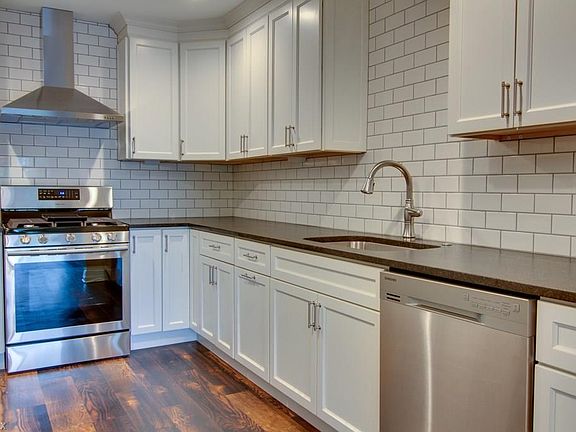 4th image of 275 N Portage Path APT 4C