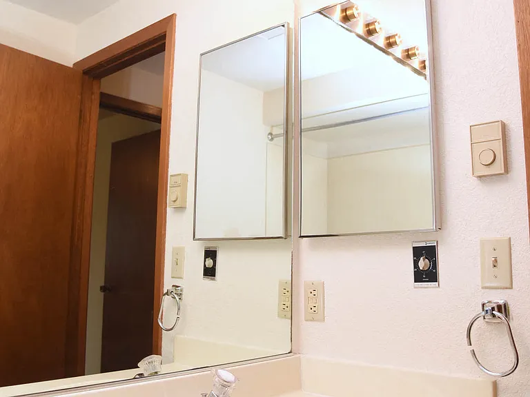 Parc Grand Apartments — Photo 16