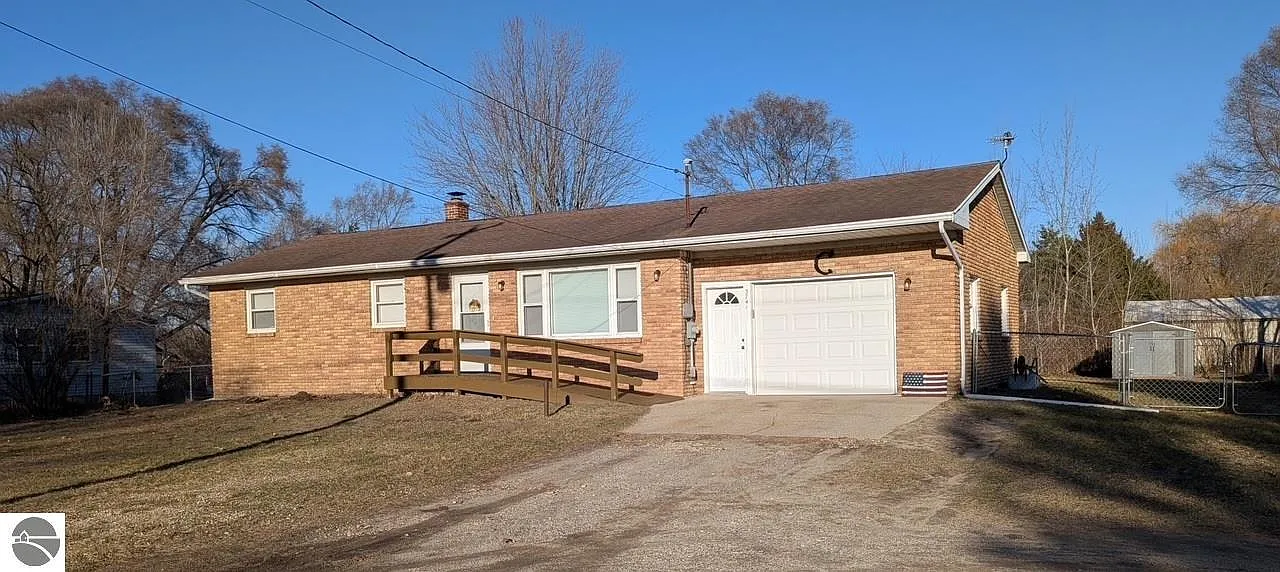 3741 S Shepherd Rd photo 1
