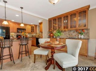 1348 Running Springs Rd APT 2, Walnut Creek, CA 94595