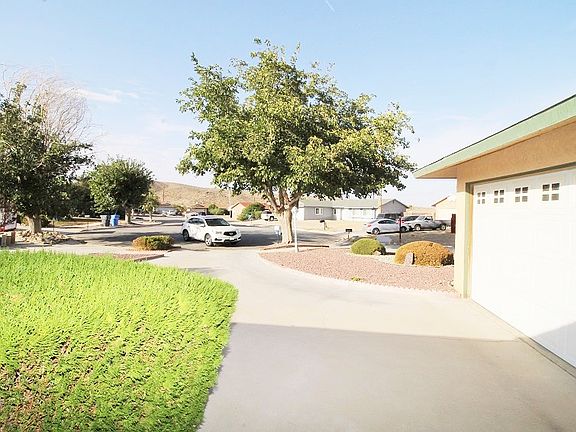 4th image of 36381 Rose Ln
