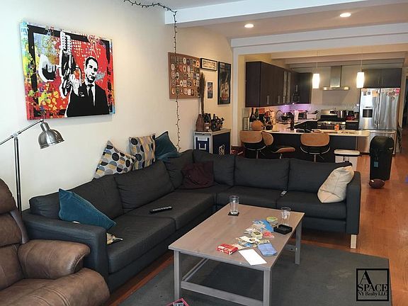 2nd image of 39 W 19th St Fl 2