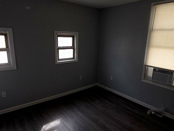 5th image of 100-102 Haledon Ave #1