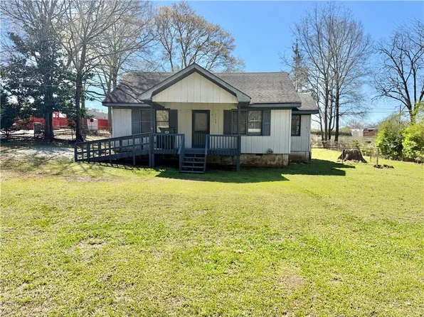 6168 Wheat St NE, Covington, GA 30014