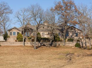 145 Bear Rd, Branson, MO 65616