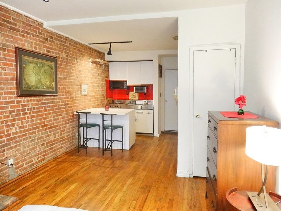 1st image of 309 W 21st St #2AA