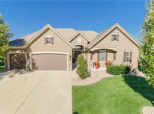 6108 NW 107th St, Kansas City, MO 64154
