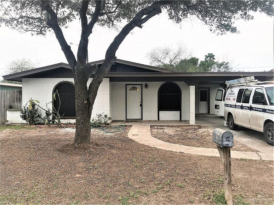 1st image of 2617 Vine Ave
