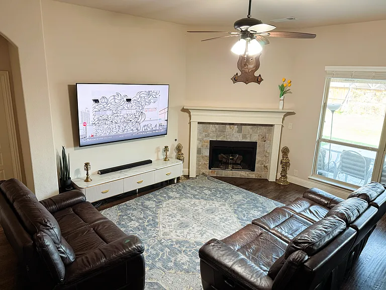 1507 Eminence Ln — Photo 11