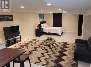 2 Saddler Ave #1, Brampton, ON L6P2C1