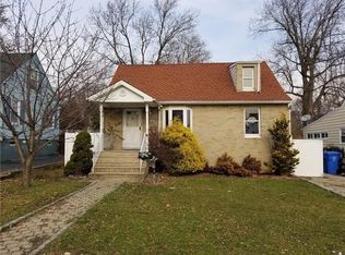 86 Lockwood Ave, Woodbridge, NJ