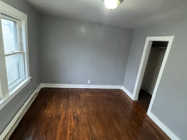 728 F St, Lorain, OH 44052