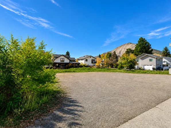 303 S 2nd Ave, Hailey, ID 83333