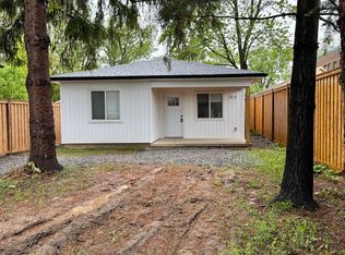 13 Duncan St #2, Welland, ON L3B 2C5