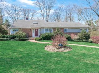 25 Jaegger Drive, Glen Head, NY