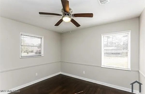103 Chatham Cir — Photo 11